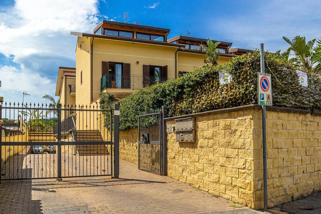 Villetta Desiderio Apartment Giardini Naxos Italy